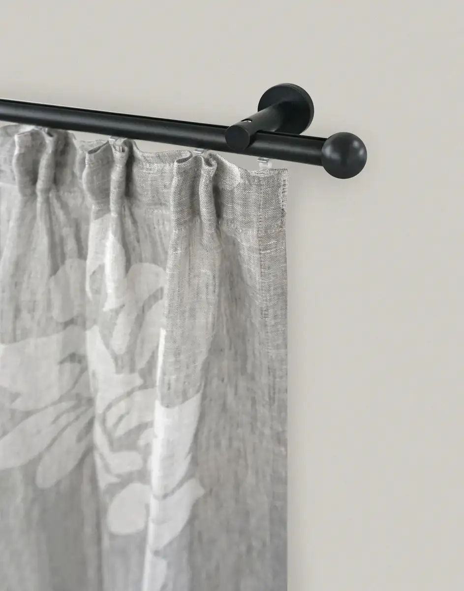 

Карниз для штор GARESA "ORNELLA", 1 направляющая, желаемая длина, комплект для штор, простая сборка, выдвижной, настенный монтаж, шар 350 см, Ø 20 мм, черный