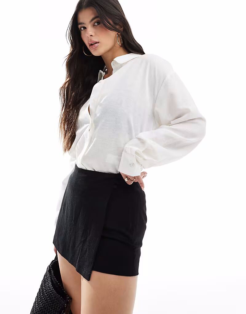 

Юбка-шорты с запахом и льняным эффектом ASOS DESIGN черного цвета
