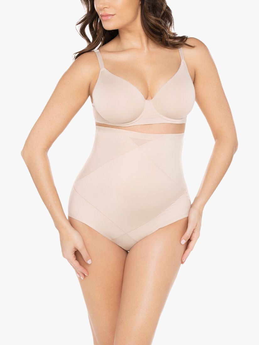 

Трусики с высокой талией Miraclesuit Tummy Tuck, телесный