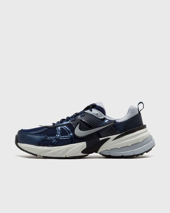 

Кроссовки Nike V2K Run, цвет obsidian/obsidian-thunder blue-wolf
