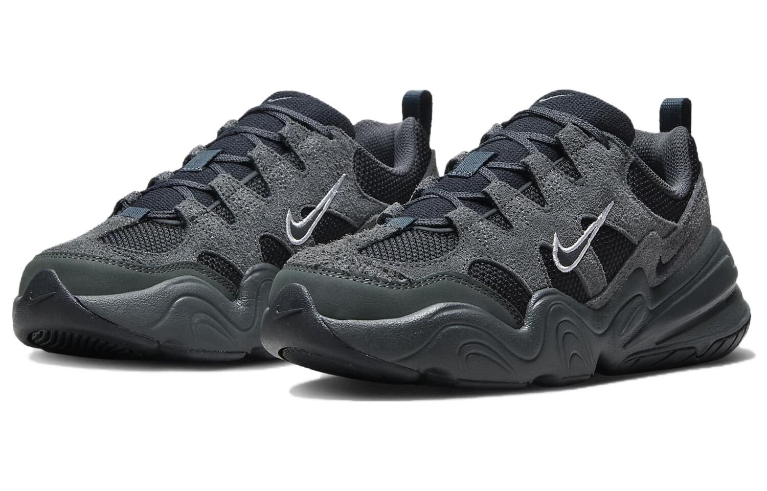 Женская обувь Nike Tech Hera Lifestyle, Антрацит/Черный/Светлый дымчато-серый — фото 3