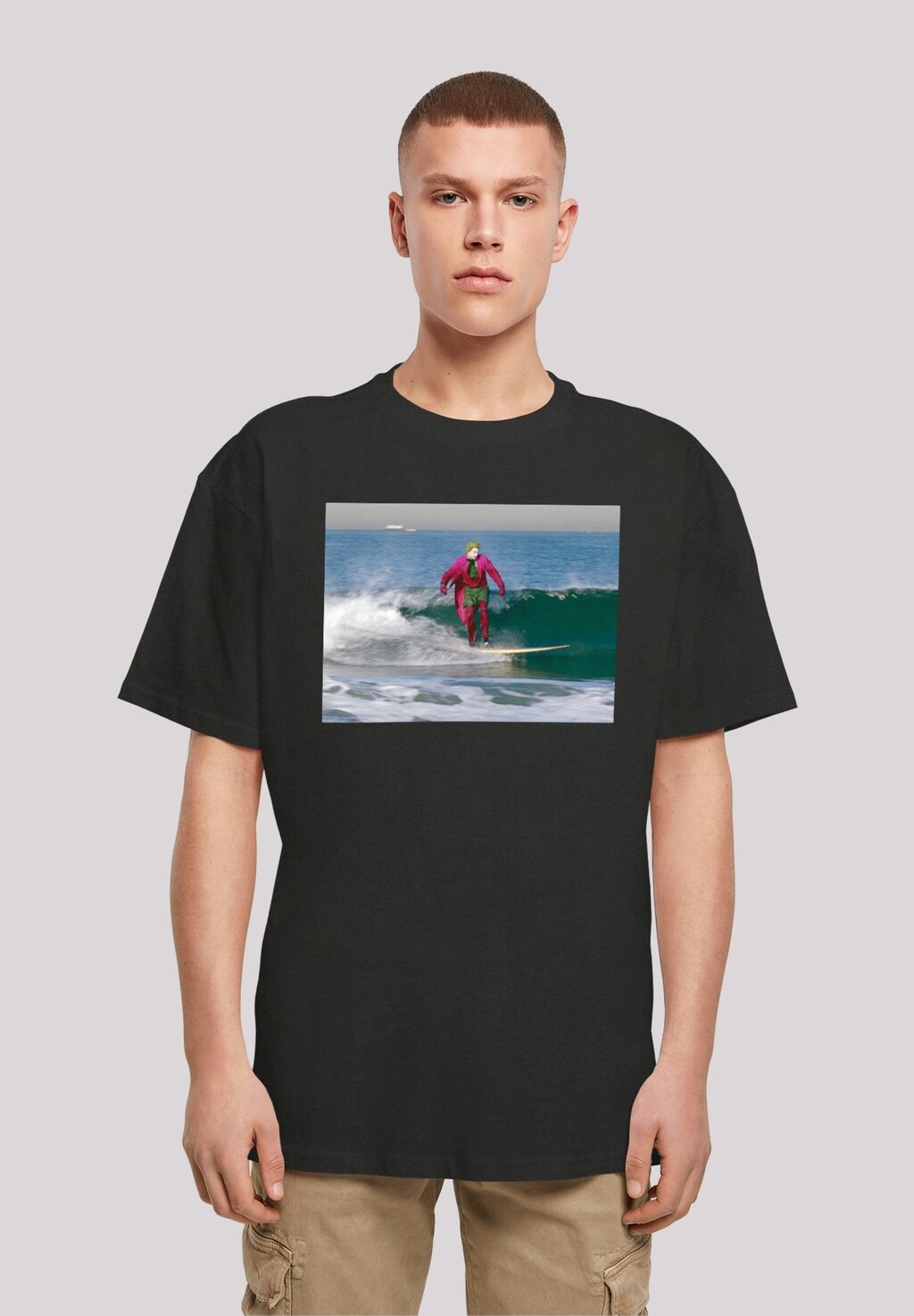 

Футболка с принтом BATMAN TV SERIES JOKER SURFING F4NT4STIC, черный
