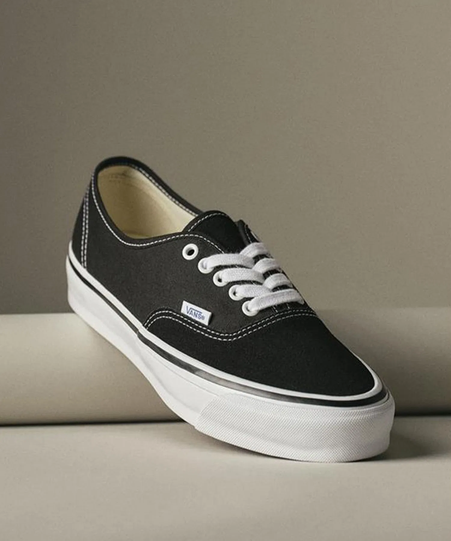 Унисекс кроссовки VANS PREMIUM Authentic 44 чёрно-белые