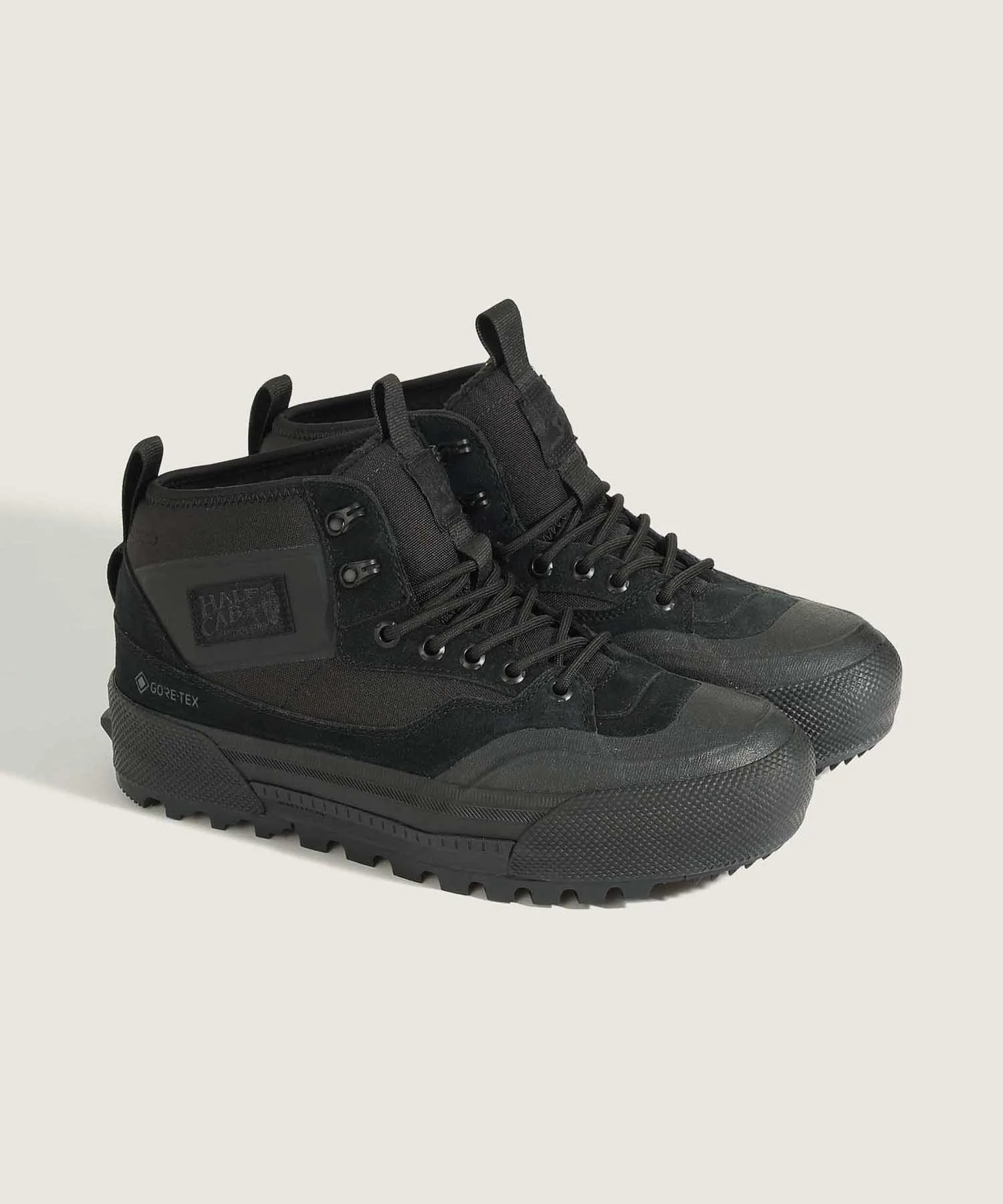 Кроссовки с технологией GORE-TEX и утеплением MTE Half Cab VANS чёрные — фото 2