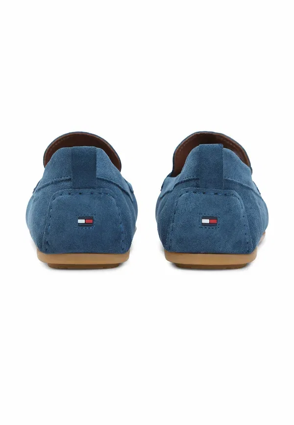 Туфли-мокасины Tommy Hilfiger Suede cleat driver shoes, цвет Эгейское море — фото 4