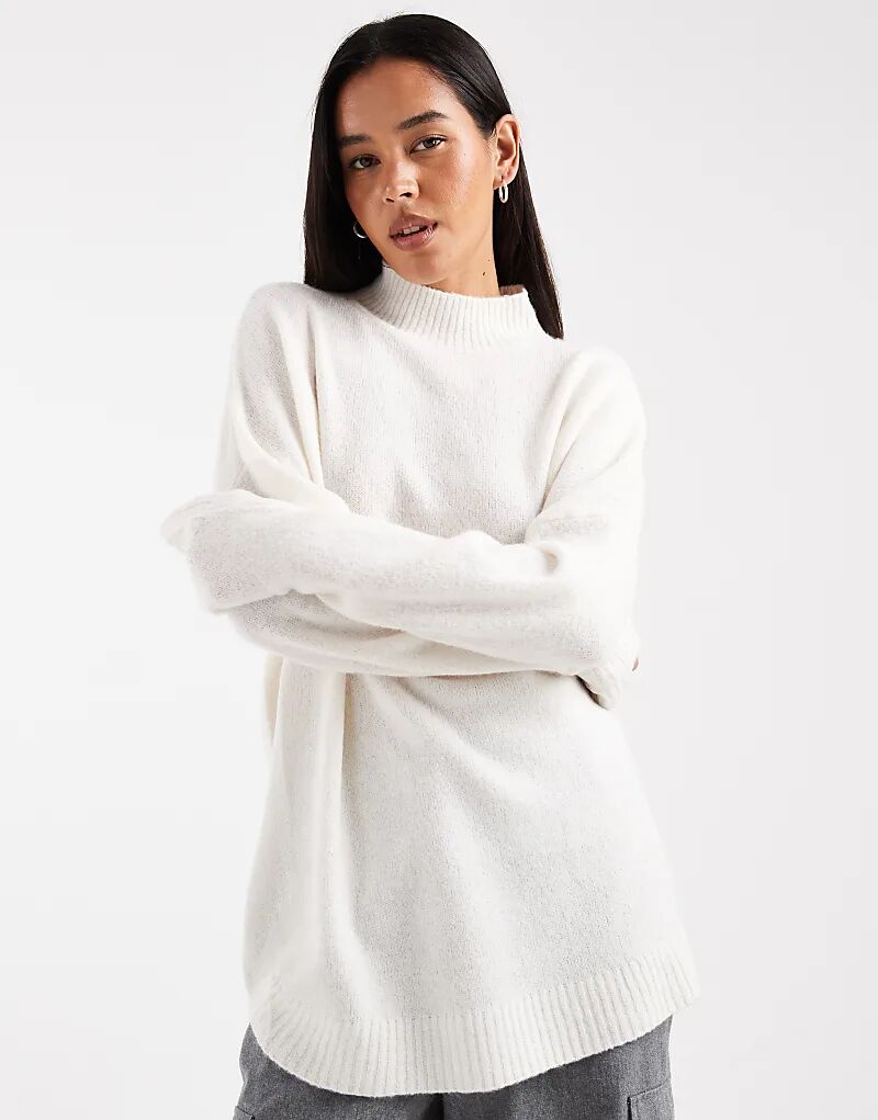 

Джемпер свободного кроя с воротником-стойкой Vero Moda кремового цвета