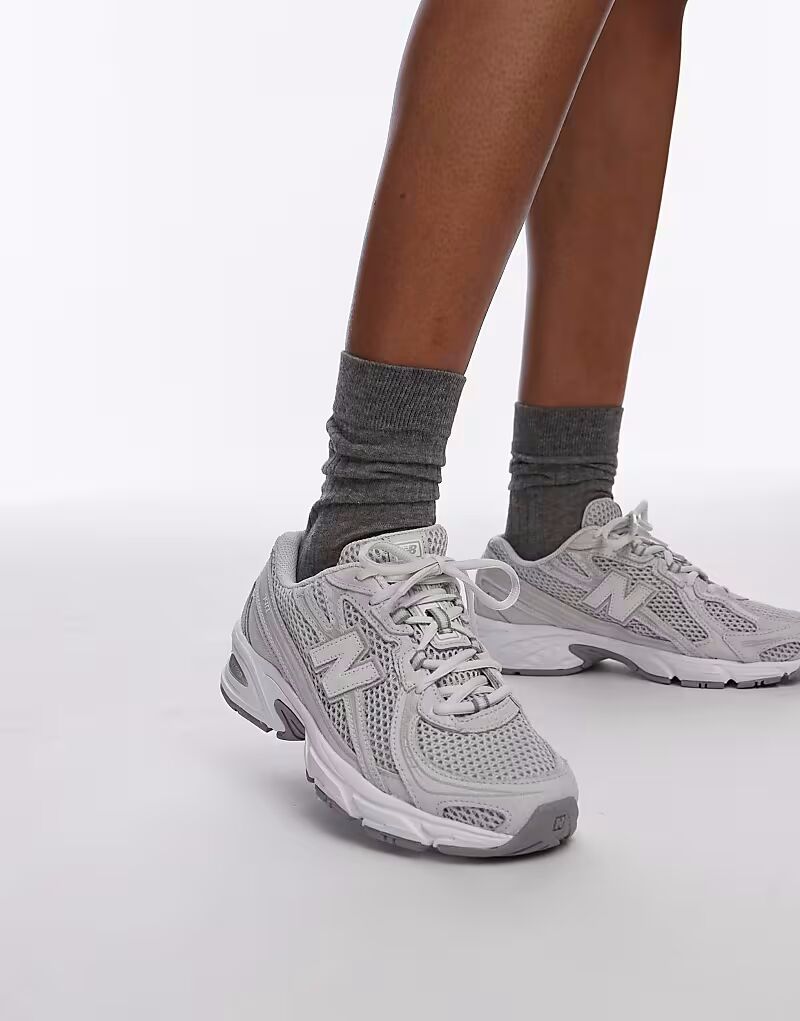 Кроссовки New Balance 740 серого цвета
