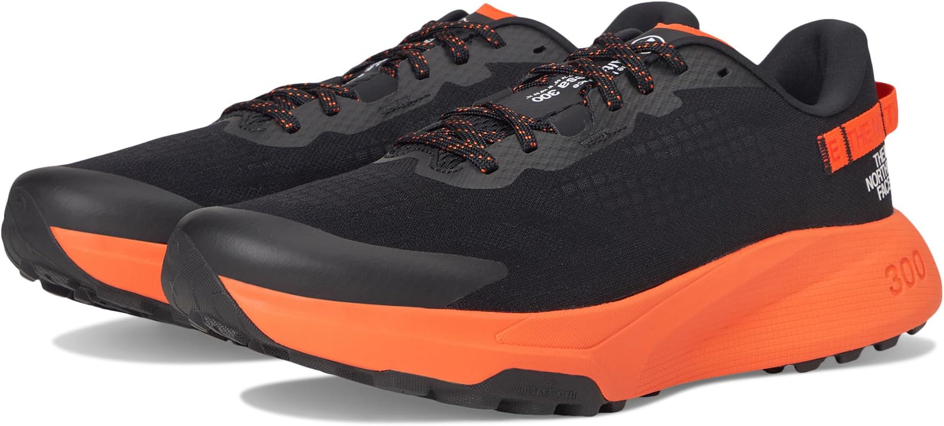 

Кроссовки The North Face Altamesa 300, цвет TNF Black/Solar Flare