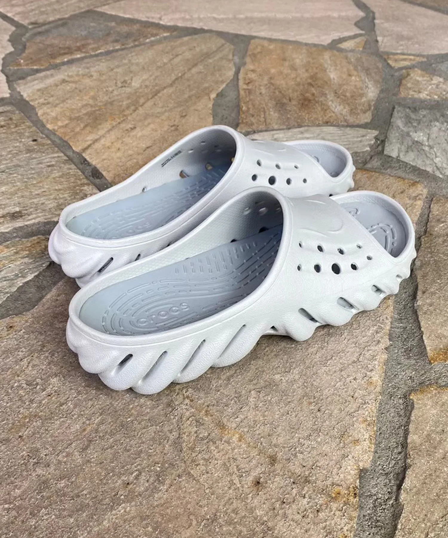 Мужские сандалии Crocs ECHO SLIDE — фото 3