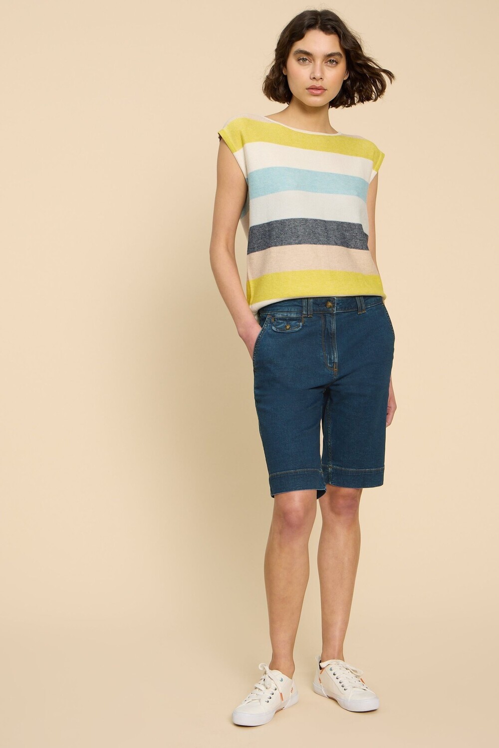 

Джинсовые шорты Hayley White Stuff, синий