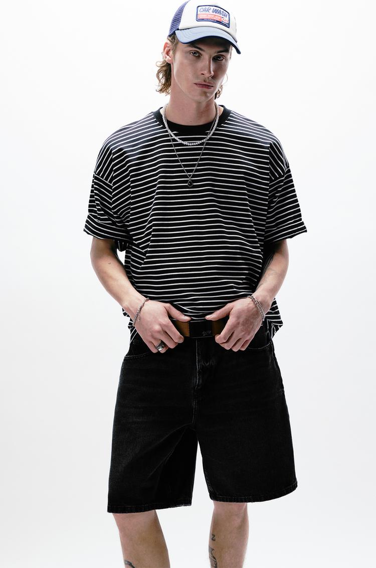 

Стандартные джинсовые шорты-бермуды Pull And Bear, черный