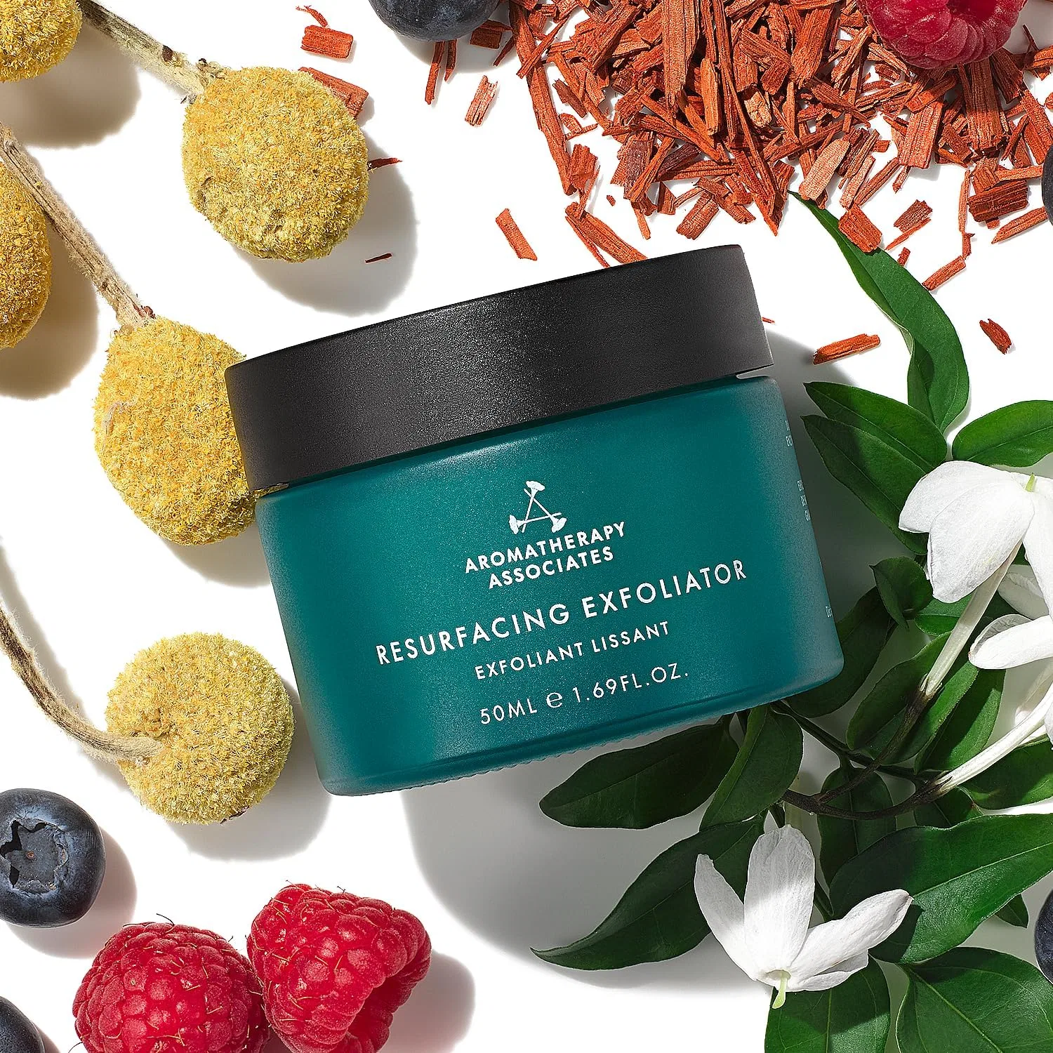 Скраб для лица Aromatherapy Associates Lee Surf Exfoliator, 50 мл — фото 3