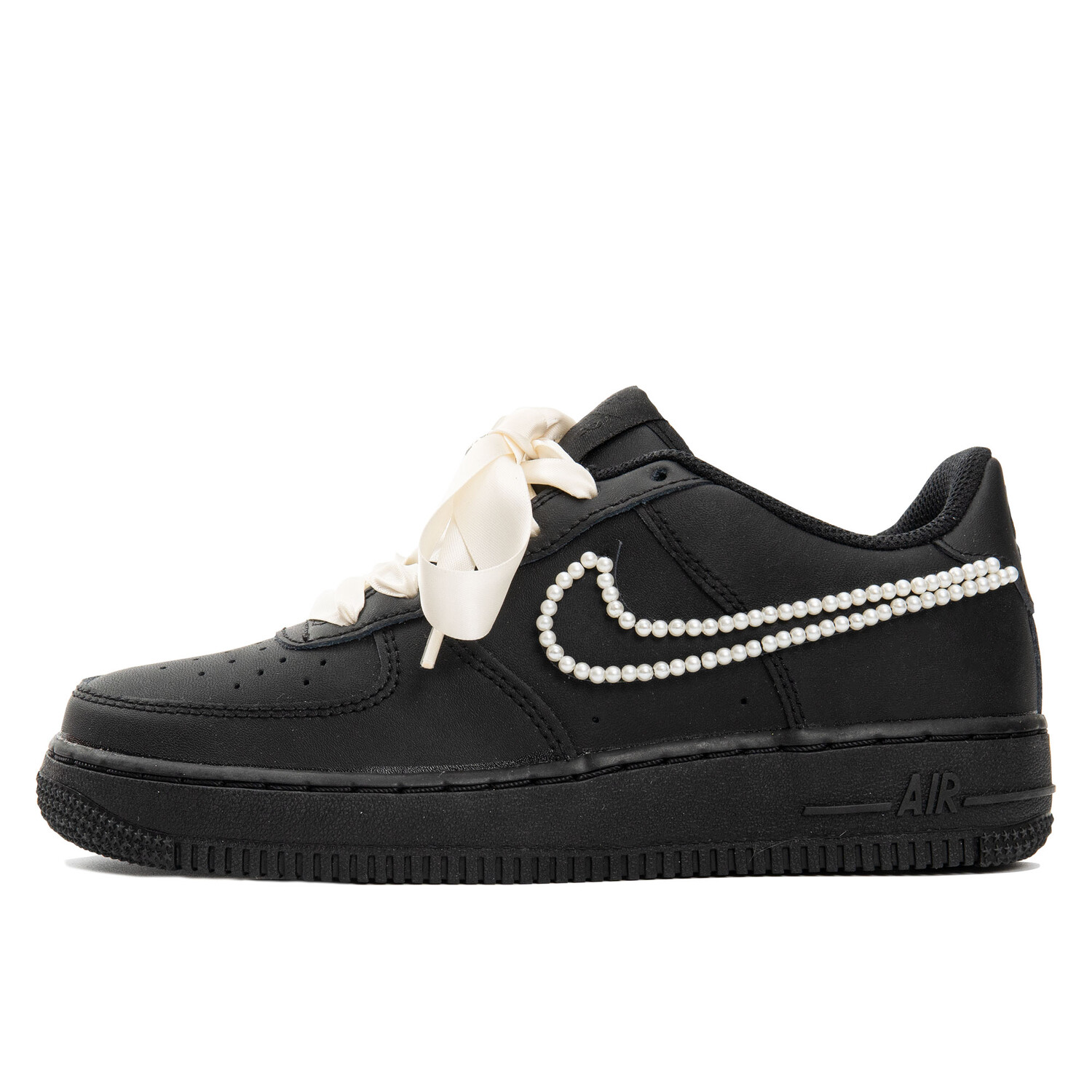 

Женские кроссовки для скейтбординга Nike Air Force 1, Black