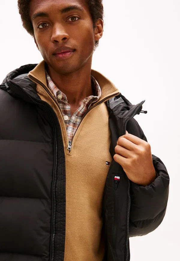 Пуховая куртка с капюшоном Tommy Hilfiger, Black — фото 4