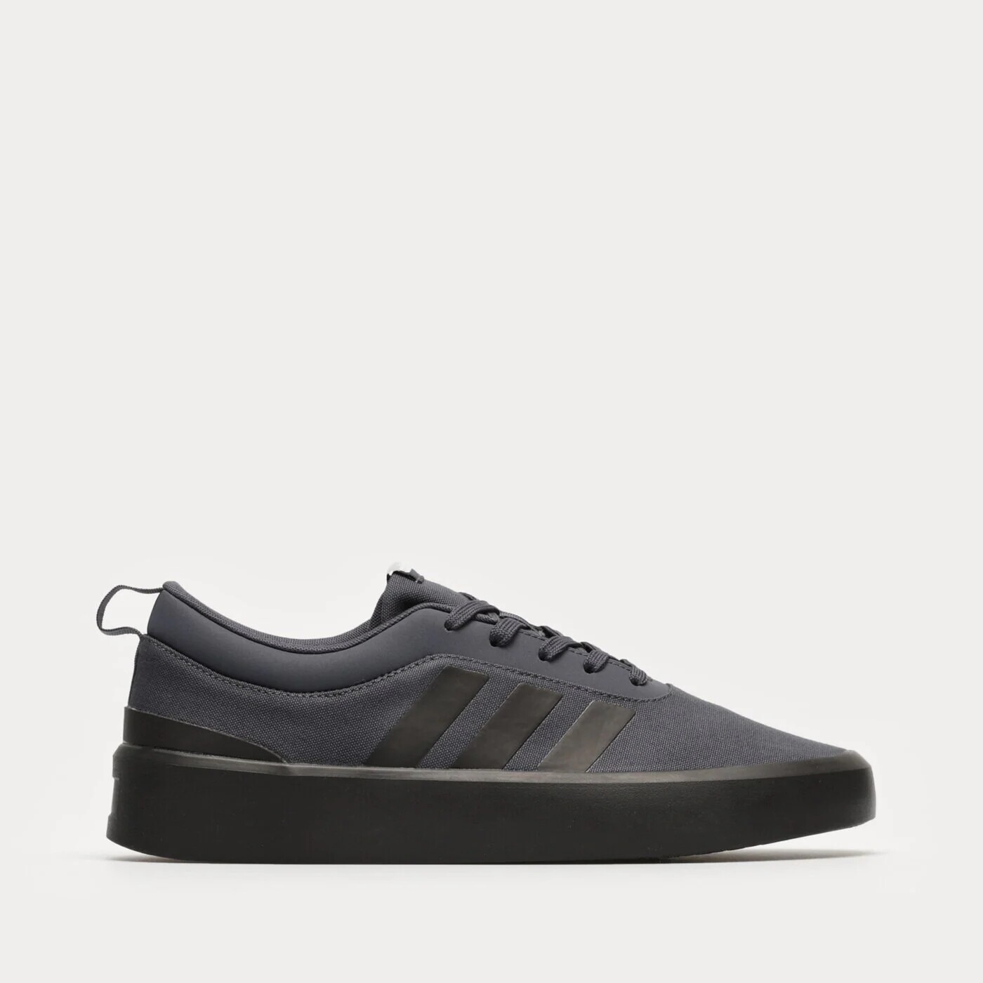 

Кроссовки Adidas Future, синий