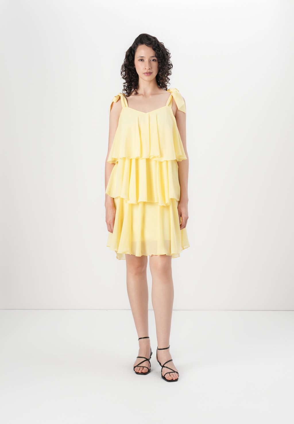 

Коктейльное/вечернее платье VMFELICIA SHORT DRESS Vero Moda, желтый