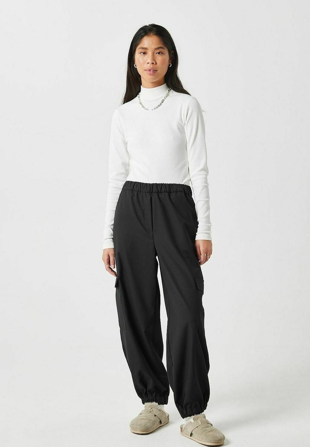 

Брюки карго KATES Minimum, цвет black
