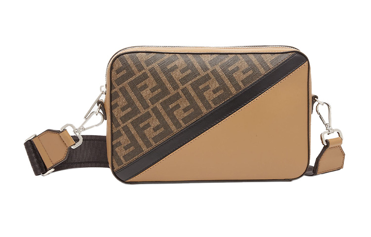 

FENDI Кожаная сумка для фотоаппарата через плечо унисекс коричневая