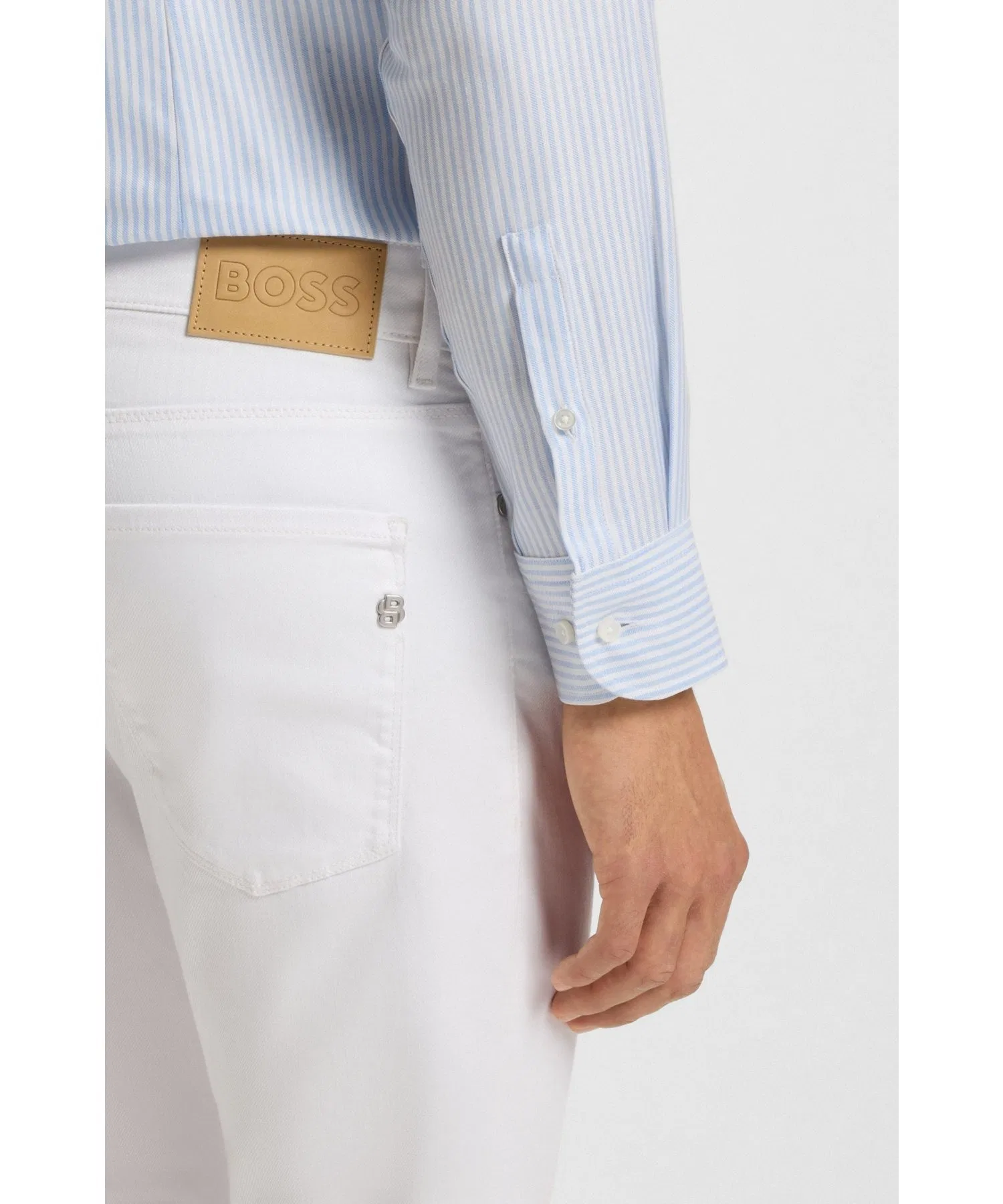Джинсы Delaware Slim Fit, белые, из эластичного денима. — фото 2