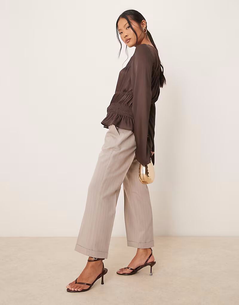 

ASOS DESIGN Petite узкие прямые брюки с поясом в полоску из норки
