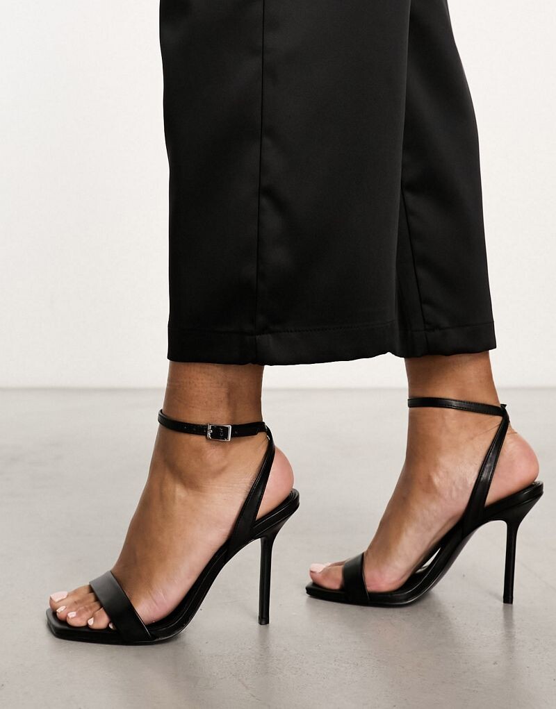 

Черные босоножки на каблуке ASOS DESIGN Nali