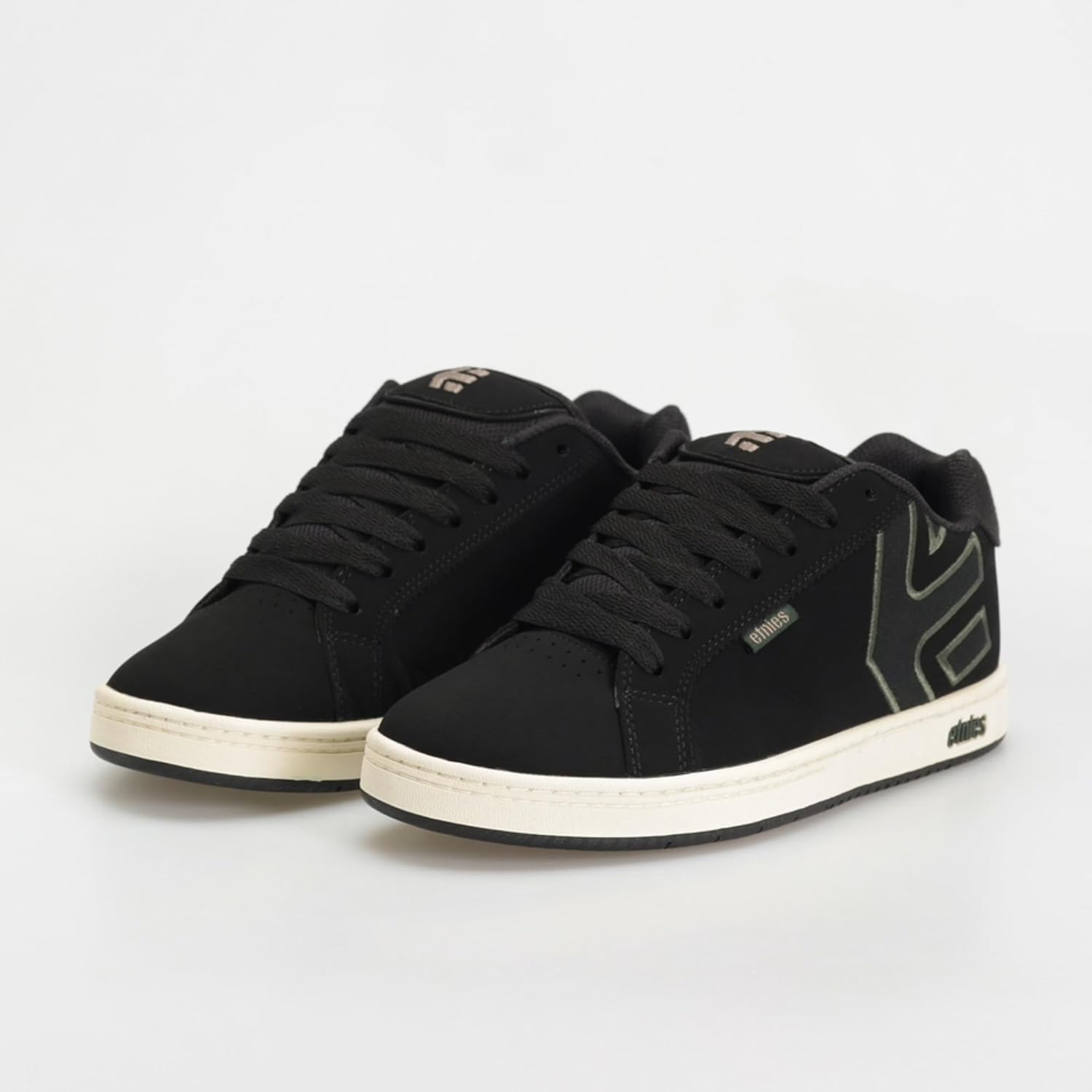 Кеды для скейтборда Etnies Callicut - классический дизайн, прочная конструкция, комфортная амортизация, универсальный стритвир для катания на скейте, BMX и повседневной носки, черный/зеленый — фото 4