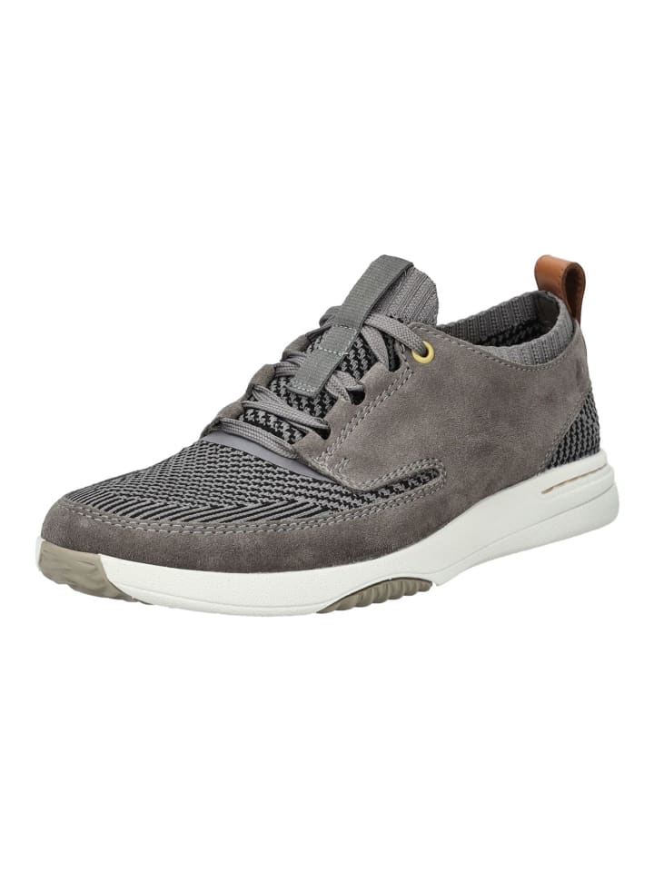 

Кроссовки на шнуровке Clarks, серый