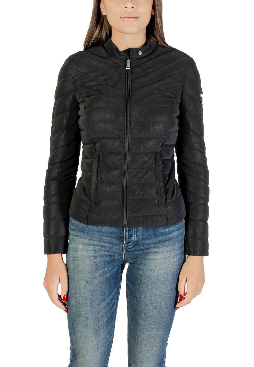 

Куртки Guess, черный