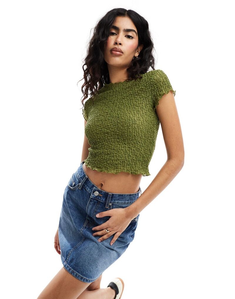 

Укороченная фактурная футболка цвета хаки ASOS DESIGN