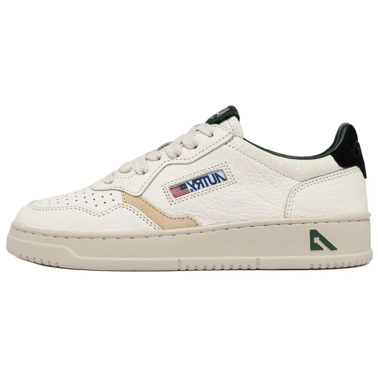 

Кроссовки AUTRY Medalist Skateboarding Low-top, белый/черный