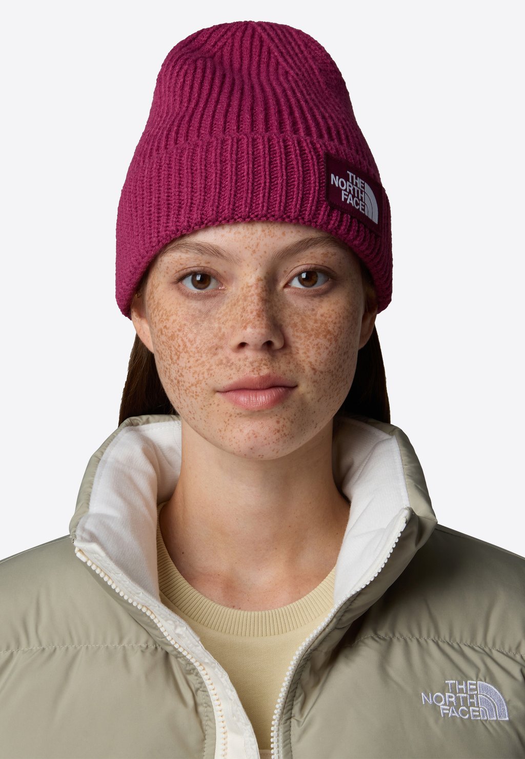 

Головной убор TNF LOGO BOX CUFFED The North Face, фиолетовый