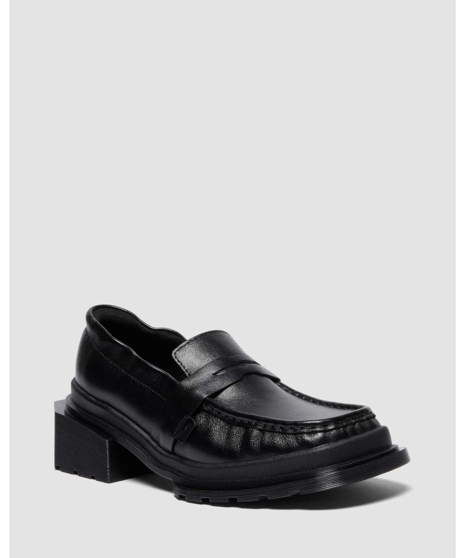 Унисекс лоферы Dr. Martens MAYBOLE из натуральной кожи чёрные