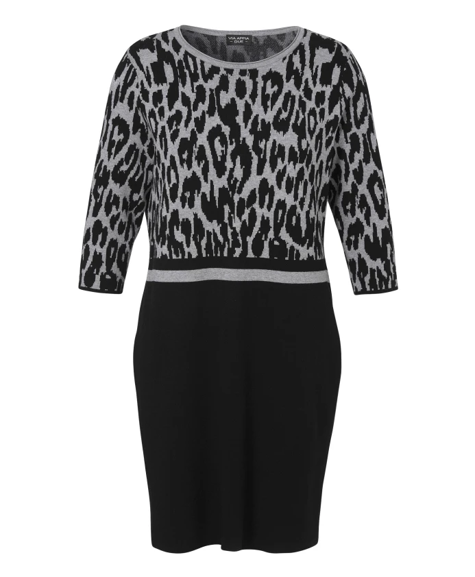 

Платье, вырез-лодочка, рукав 3/4, жаккард Via Appia Due, мультиколор