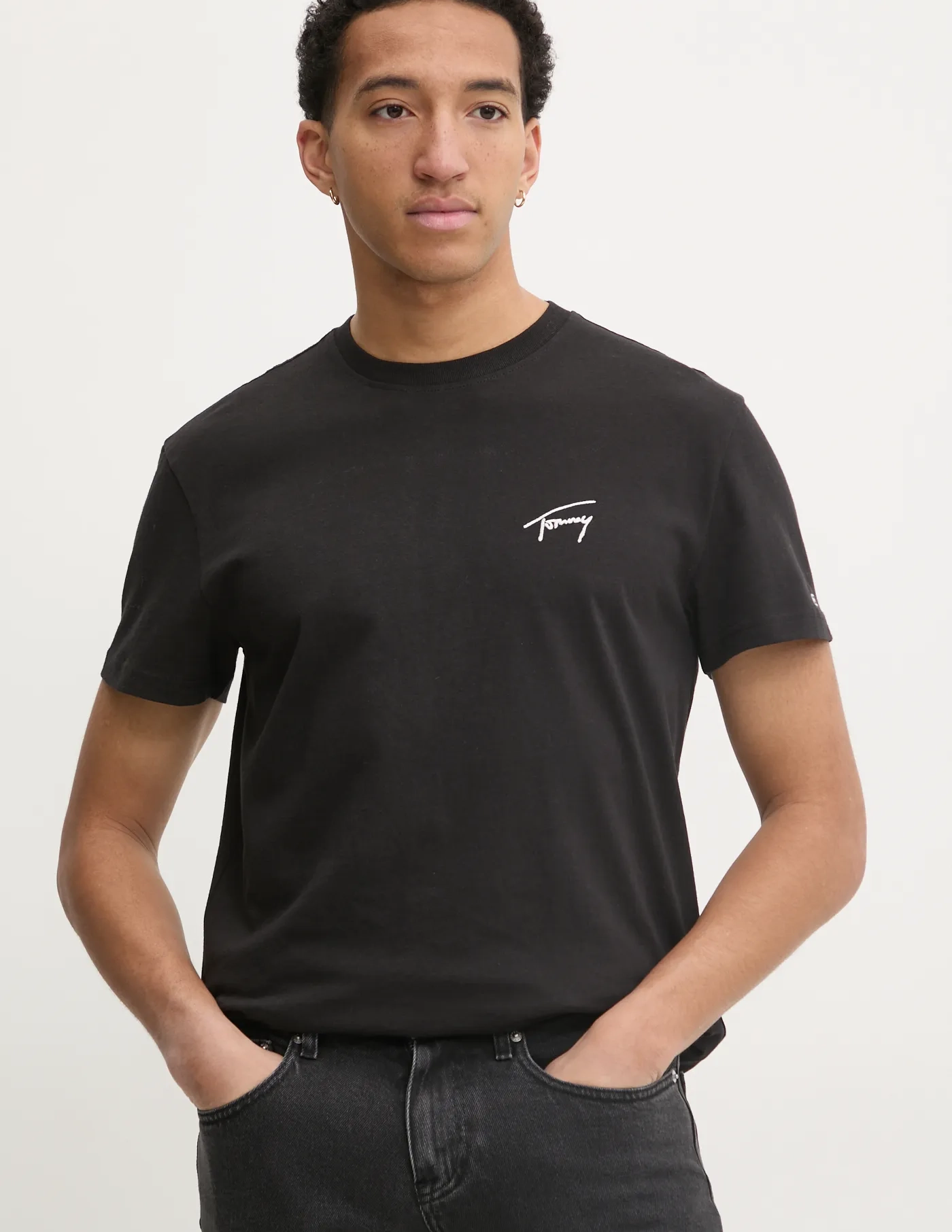 

Хлопковая футболка Tommy Jeans, черный