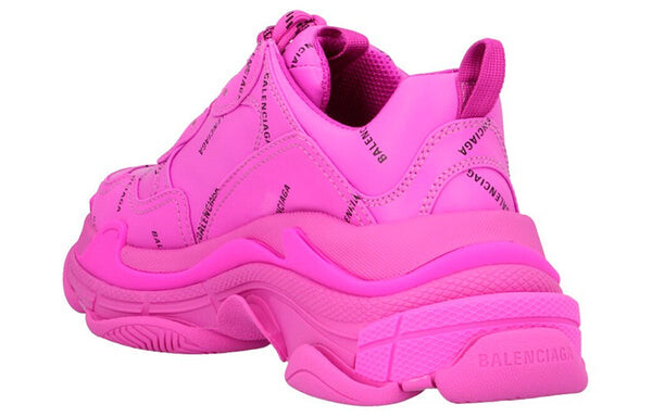 Кроссовки triple s sneaker 'all over logo - fuchsia' Balenciaga, розовый — фото 2