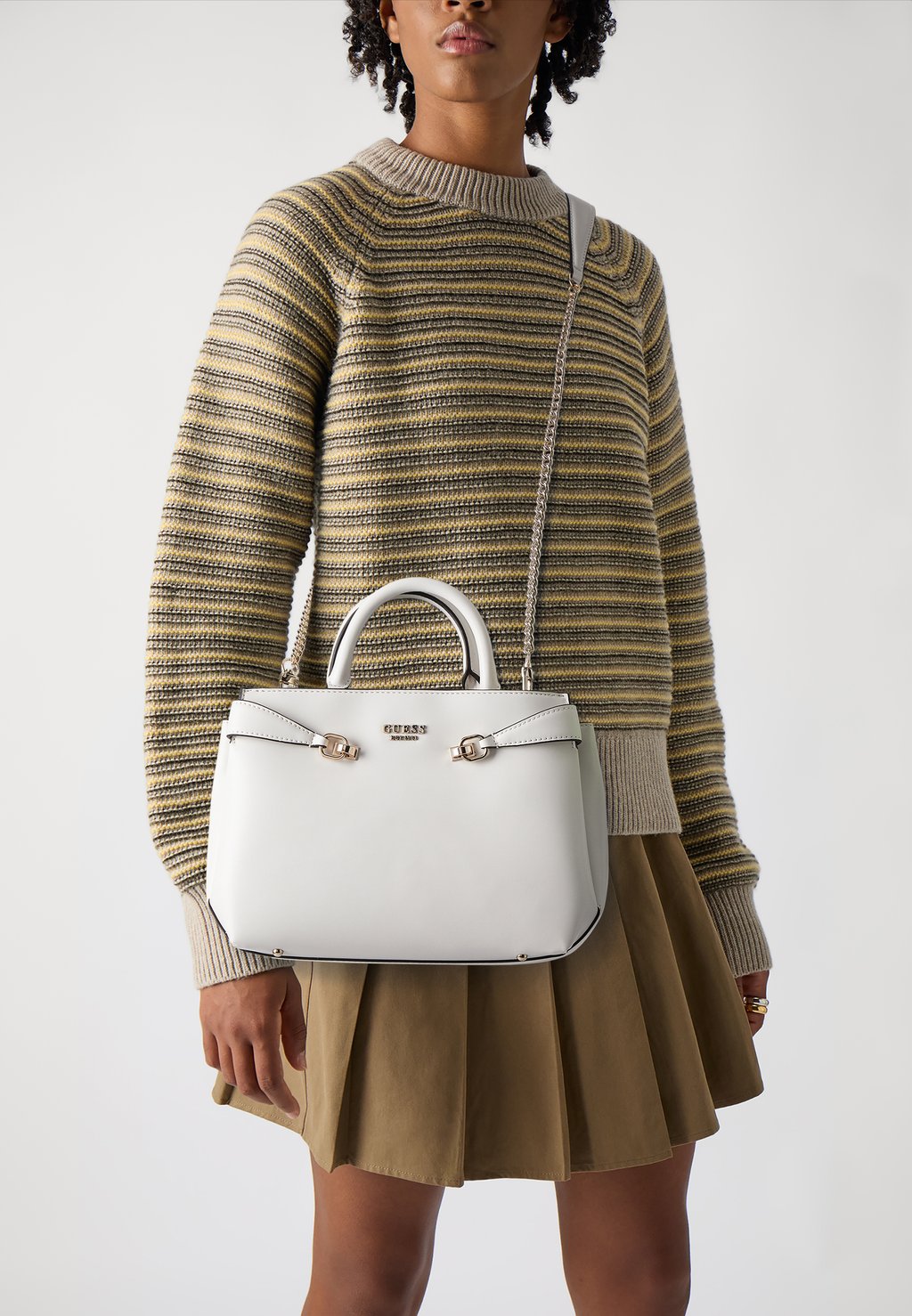 

Сумка LORELEI GIRLFRIEND SATCHEL Guess, кремовый