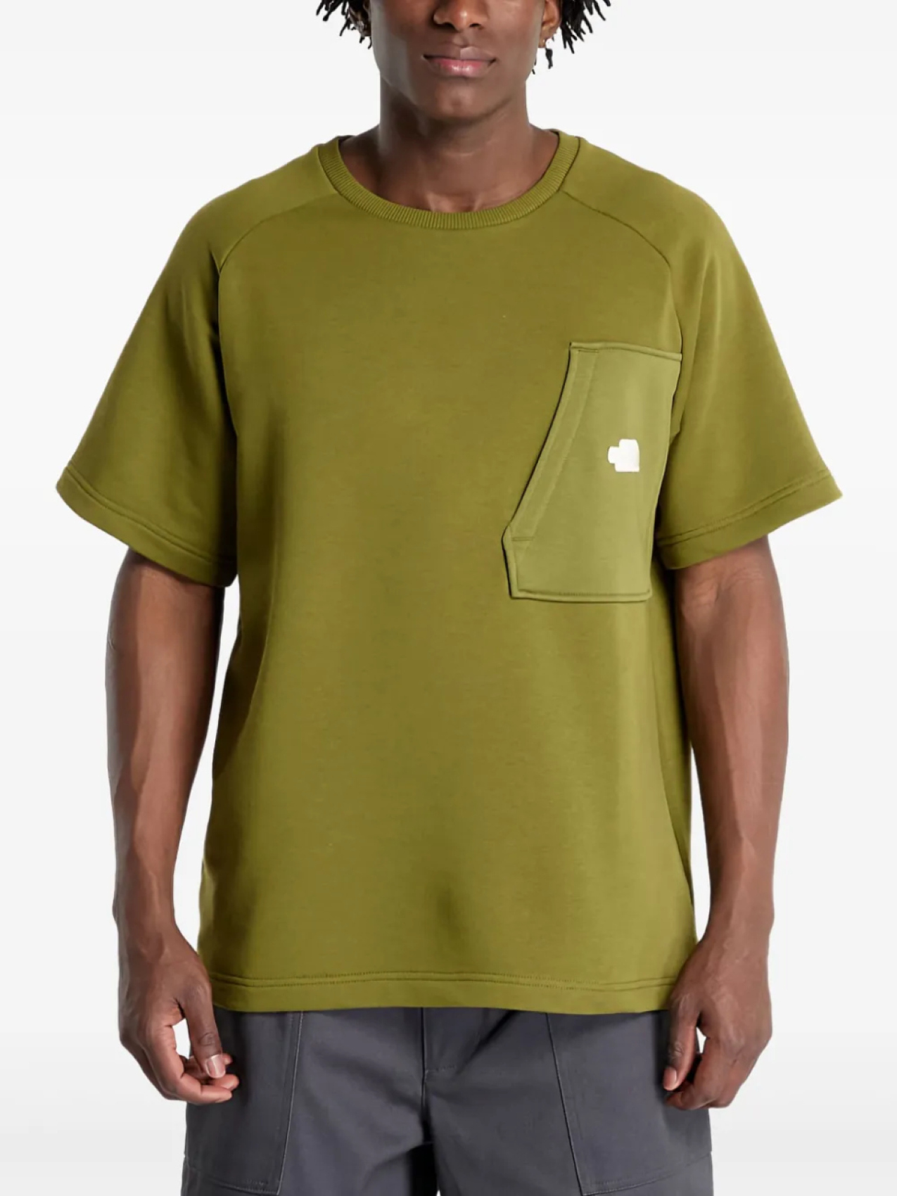 

Футболка с передним карманом The North Face, зеленый