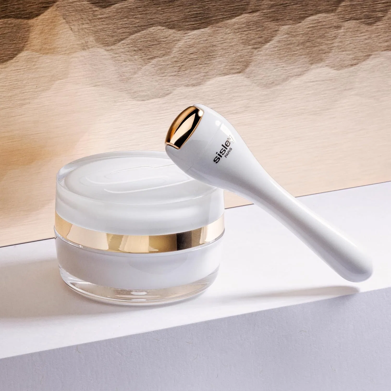 Крем для губ и глаз Sisley Integral Creme Contour De You 15 мл — фото 4