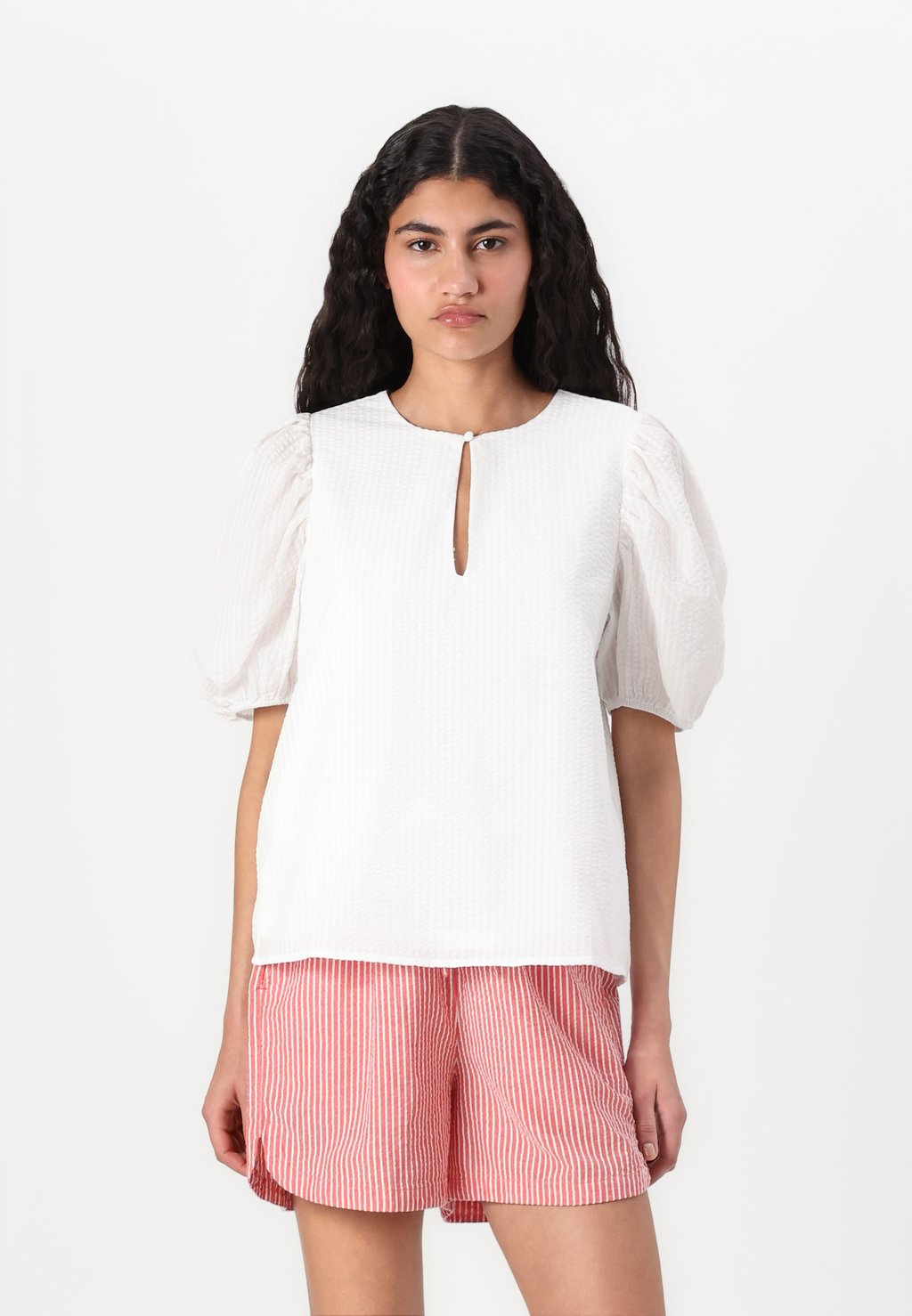 

Блуза VMSANI FRONT KEYHOLE Vero Moda, белый