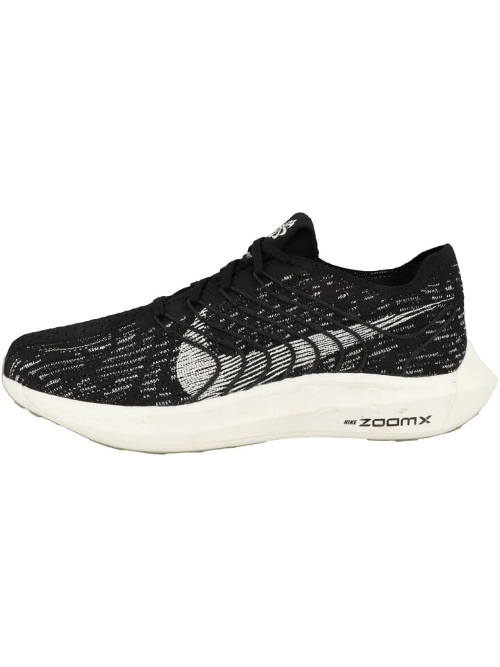 

Кроссовки Nike, черный