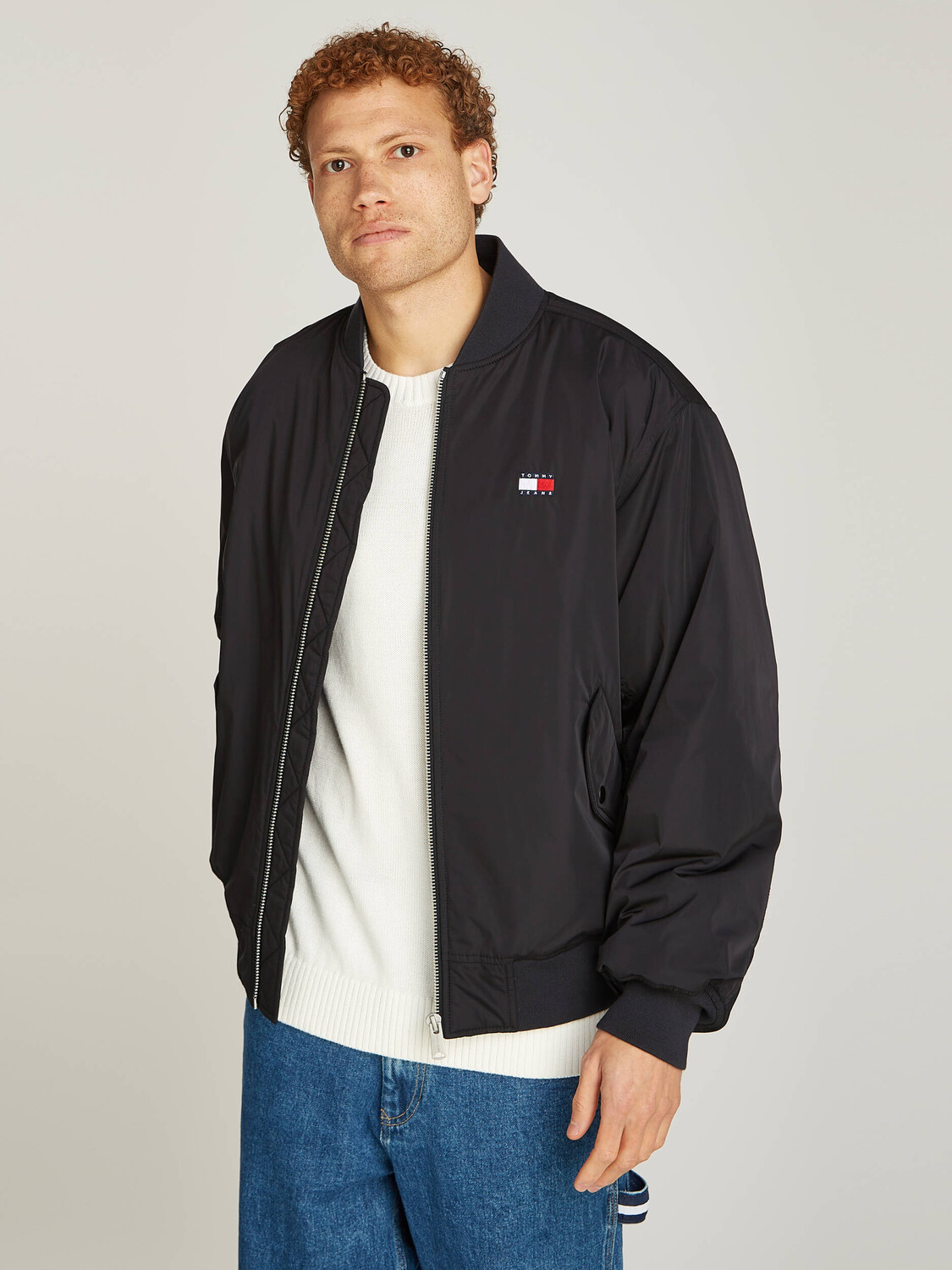 

Куртка Tommy Jeans Regular Fit, черный