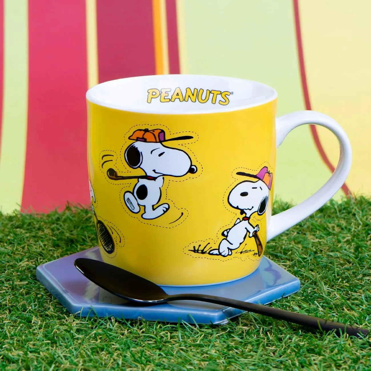 Кружка Peanuts Persistence 300 мл, фарфоровая, желтая Gedalabels — фото 2