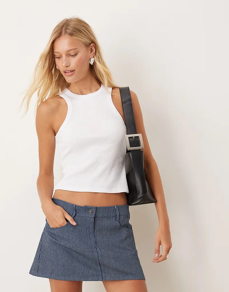 

Ребристый топ ASOS DESIGN белого цвета