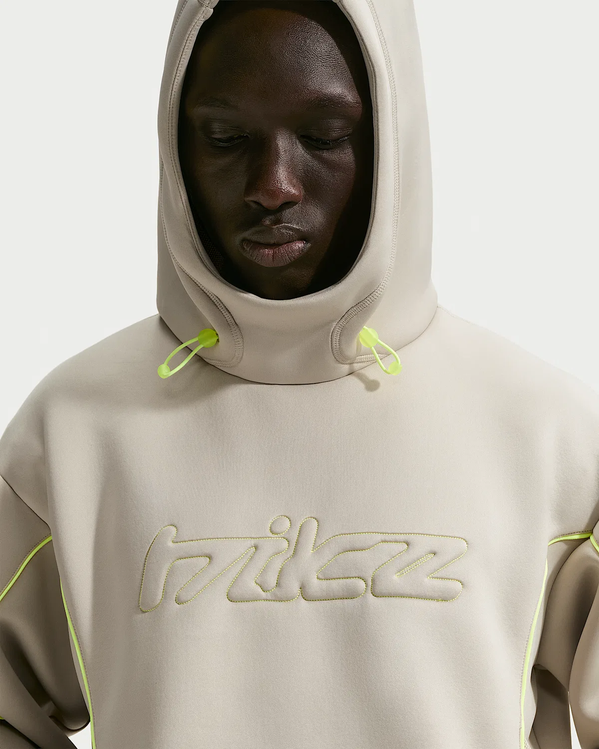Мужская худи Nike Project F.R.O.G. с пузырчатой сеткой, Cream II/Black/Volt Ice/Volt Ice — фото 3