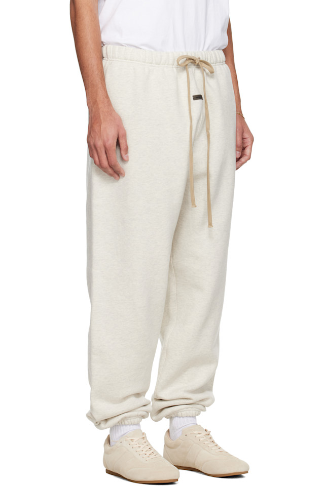 Fear Of God Essentials Классические спортивные штаны для серого праздничного сезона — фото 2