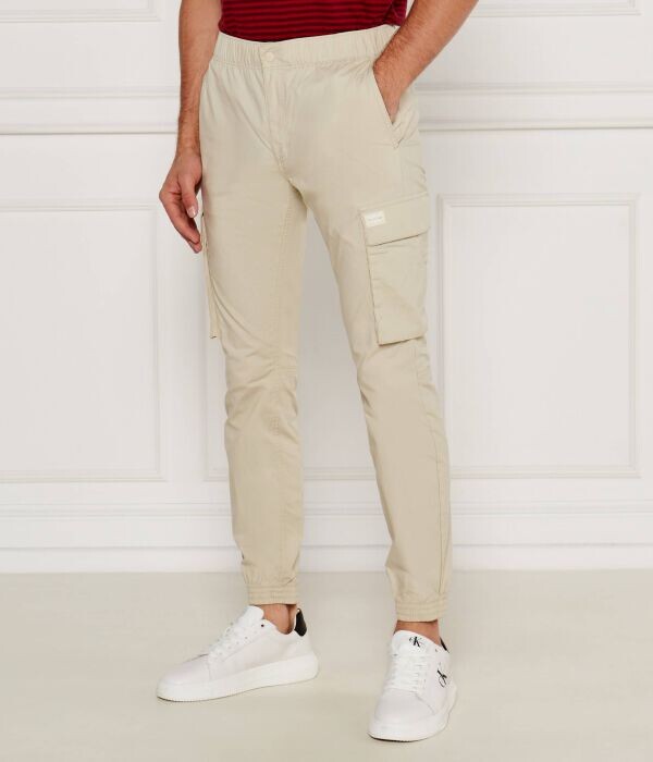 

Брюки-карго Calvin Klein Jeans Slim Fit, бежевый