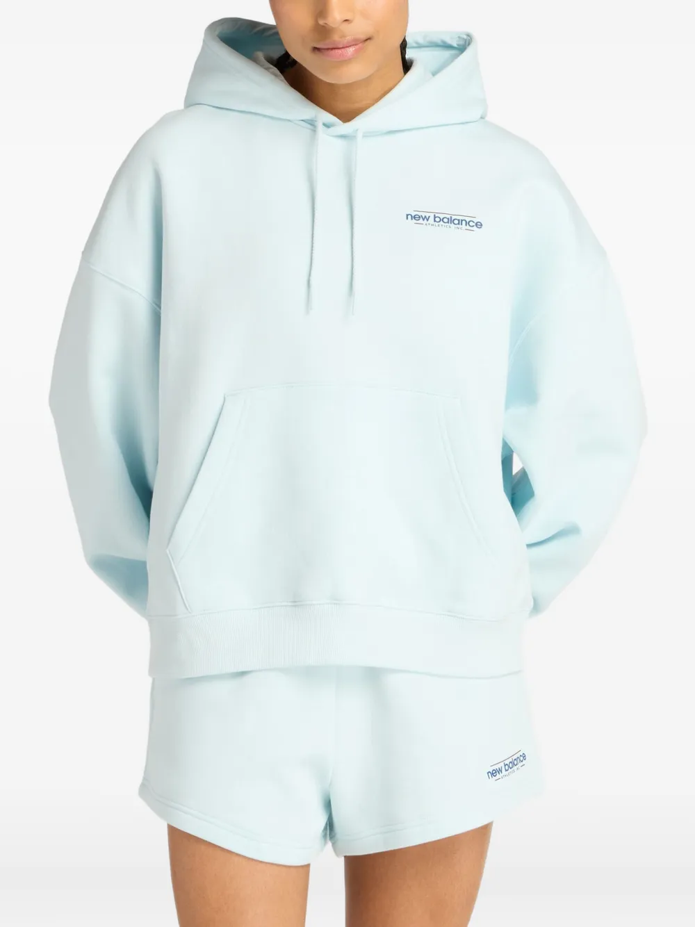 

Худи с логотипом в градиентном стиле (новая интерпретация) New Balance, синий