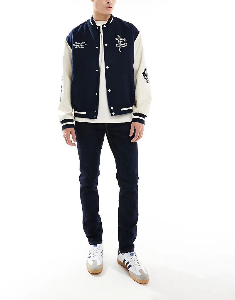 

Узкие джинсы темного цвета Pretty Green