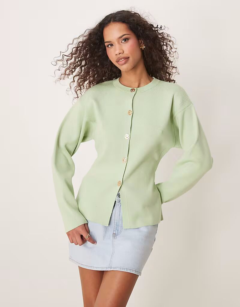 

Вязаный структурированный кардиган ASOS DESIGN с круглым вырезом и золотыми пуговицами в цвете шалфея