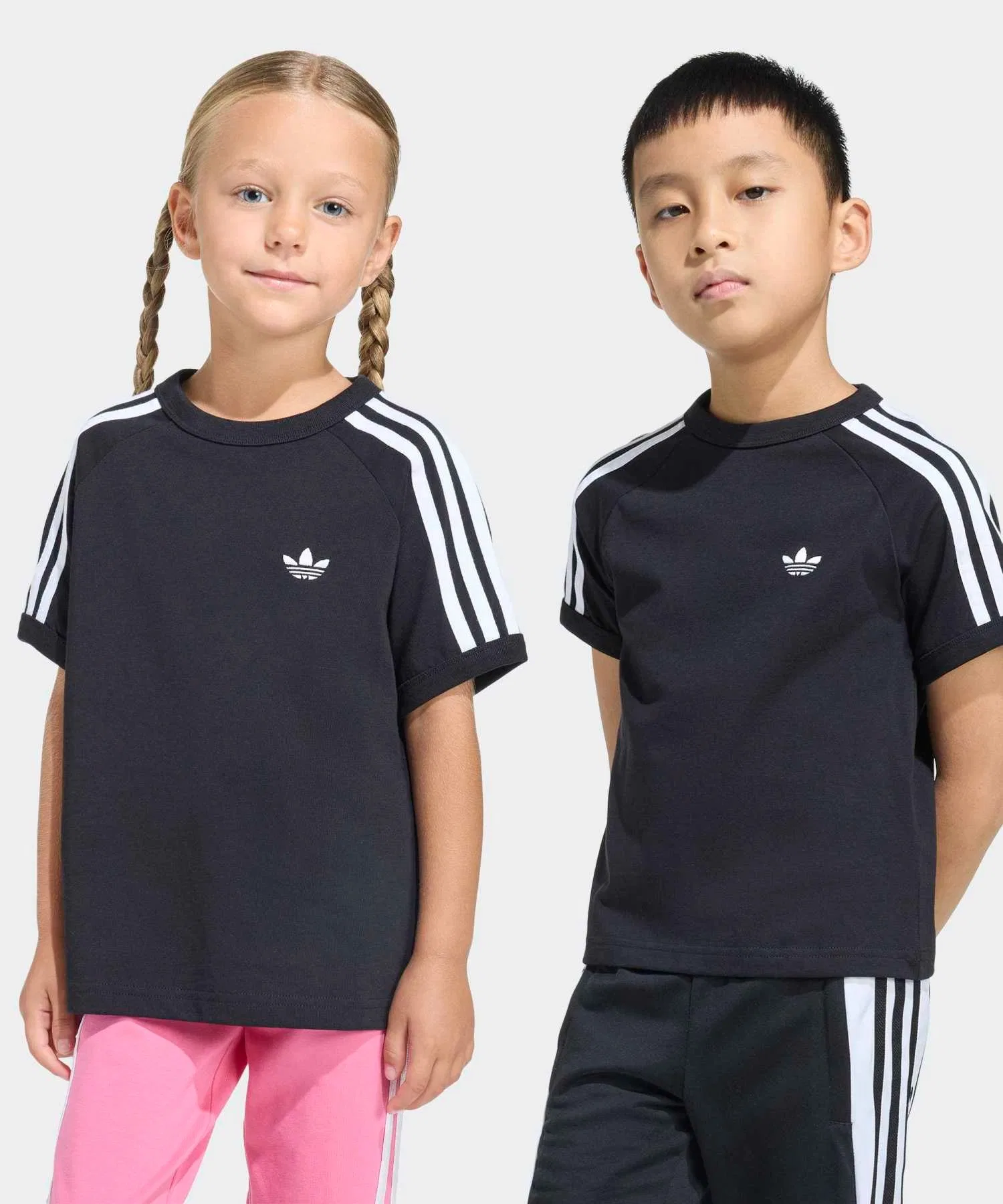 Детская футболка Adidas с тремя полосками
